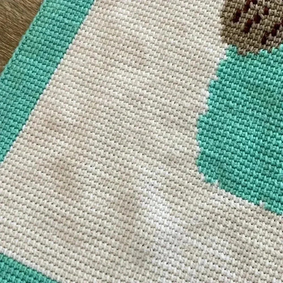 Vintage Crochet Knit Baby Teddy Bear Teal White Throw Nursery Crib Blanket - Picture 5 of 6